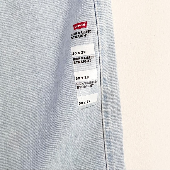 Levi's, light wash high waisted tapered straight relaxed fit sz 30 - Picture 9 of 11